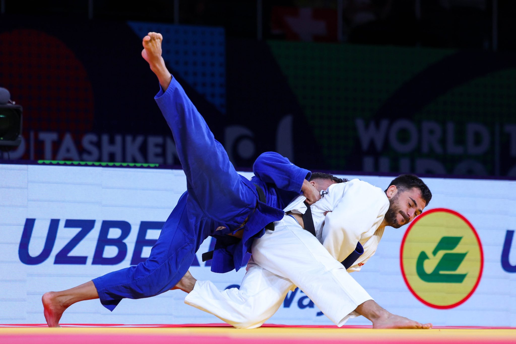 EUROPE IMPROVE MEDAL POTENTIAL ON SECOND DAY OF WORLDS